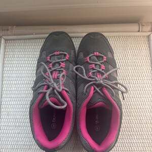 BEARPAW Women's Olympus Hiker Charcoal Size 8 Outdoor Hiking Boots